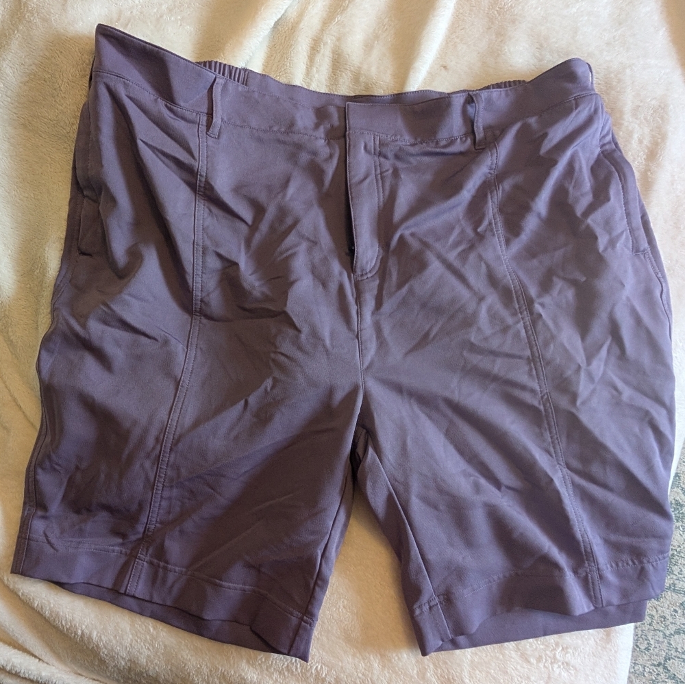 32 Degrees Women's Lavender Shorts